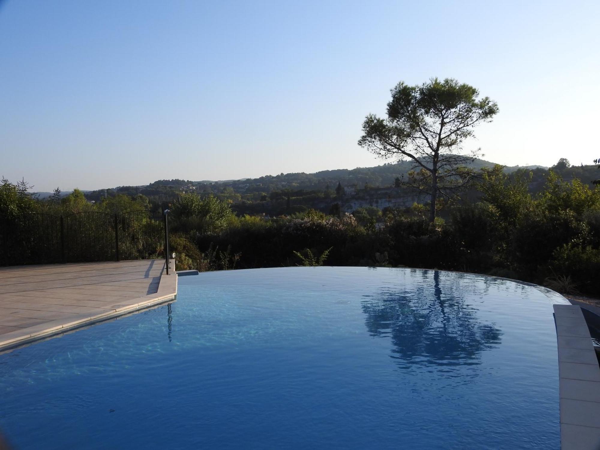 Superbe Appartement Dans Residence Avec Piscine แซ็ง-มาร์แต็ง-ดิอาร์เดช ภายนอก รูปภาพ